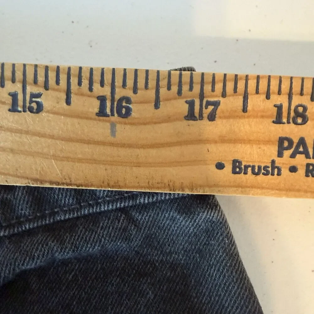 Vintage 90s Levi’s 550 Black Relaxed Taper Jeans 34x29 (Tag 18) Baggy Skater Fit